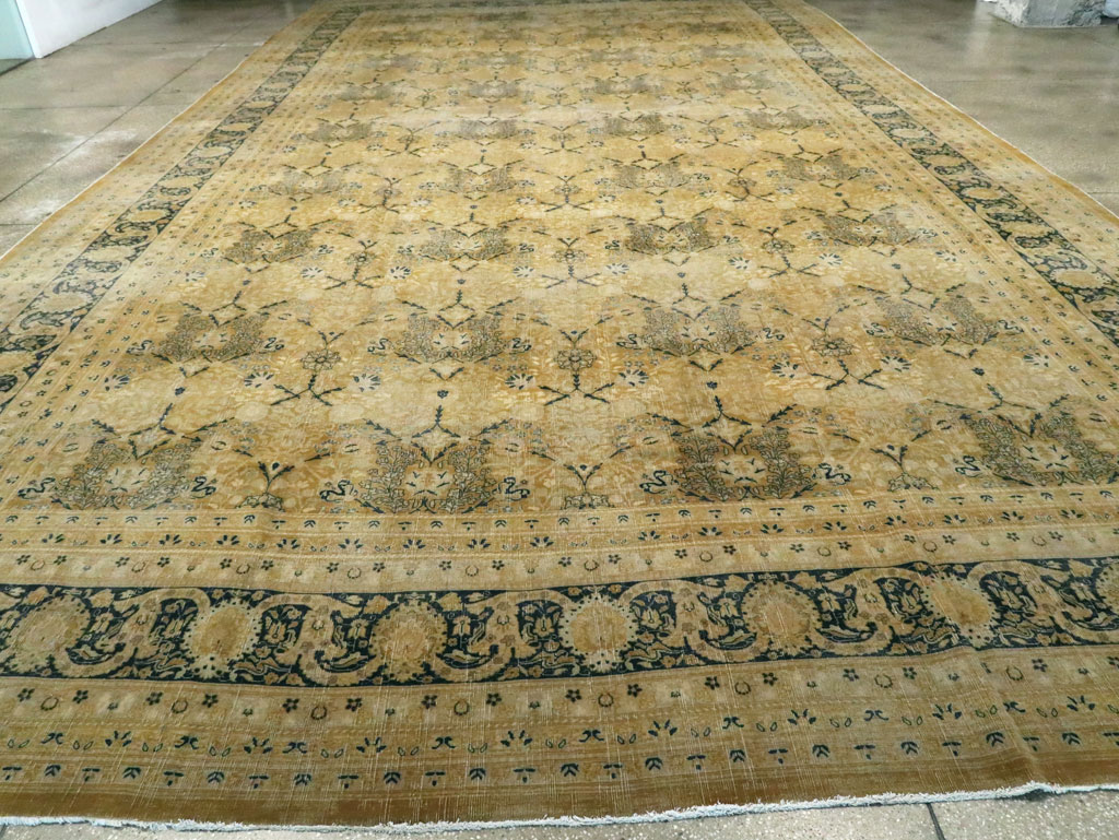 Antique Indo-Tabriz Carpet, No.11637 - Galerie Shabab