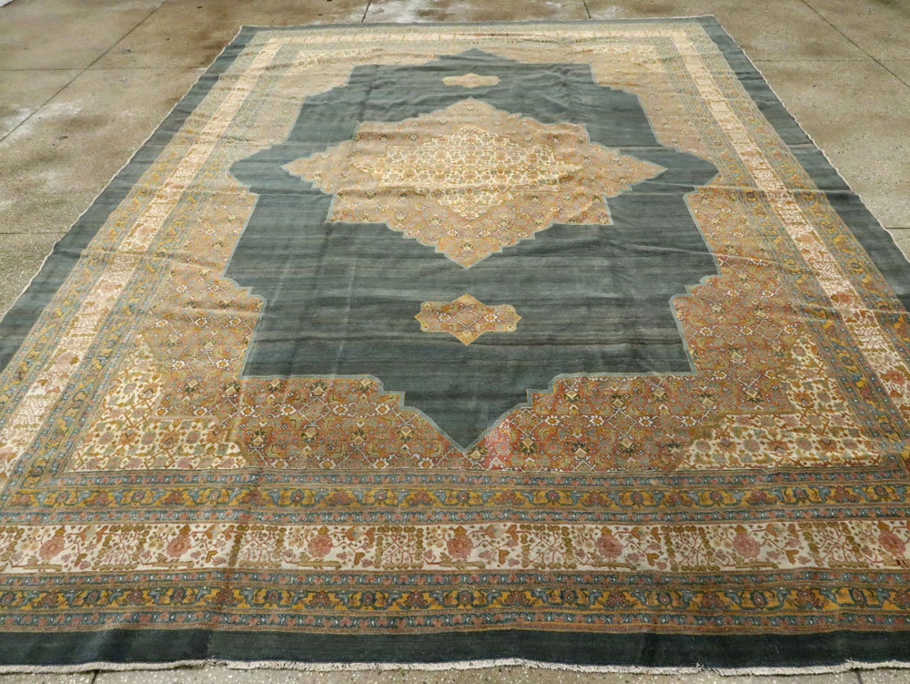 Antique Tabriz Hagi Jalili Carpet, No.11648 - Galerie Shabab