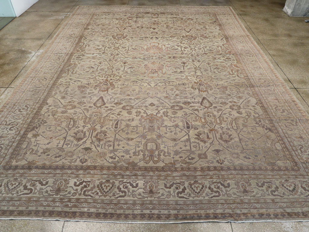 A Oushak Carpet, No.11655 - Galerie Shabab