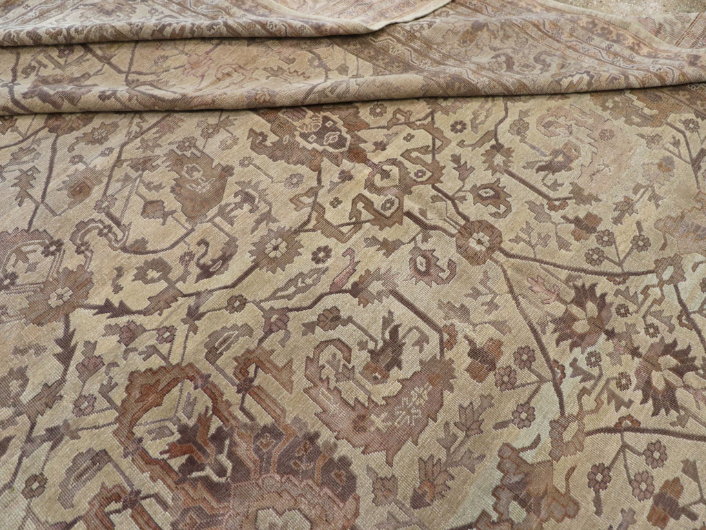 A Oushak Carpet, No.11655 - Galerie Shabab