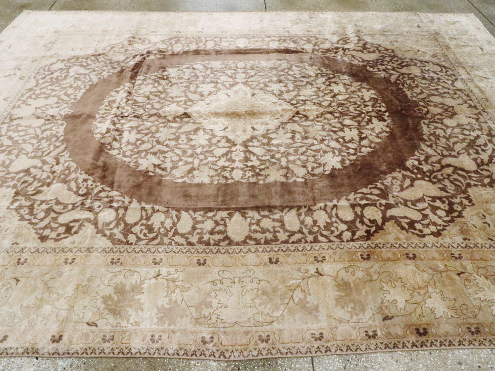 Vintage Persian Tabriz Carpet, No.11675 - Galerie Shabab