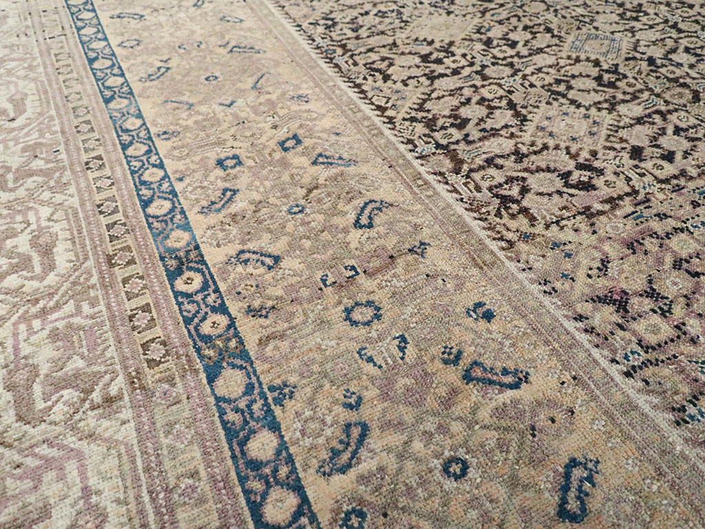 Antique Persian Malayer Gallery Carpet, No.11685 - Galerie Shabab