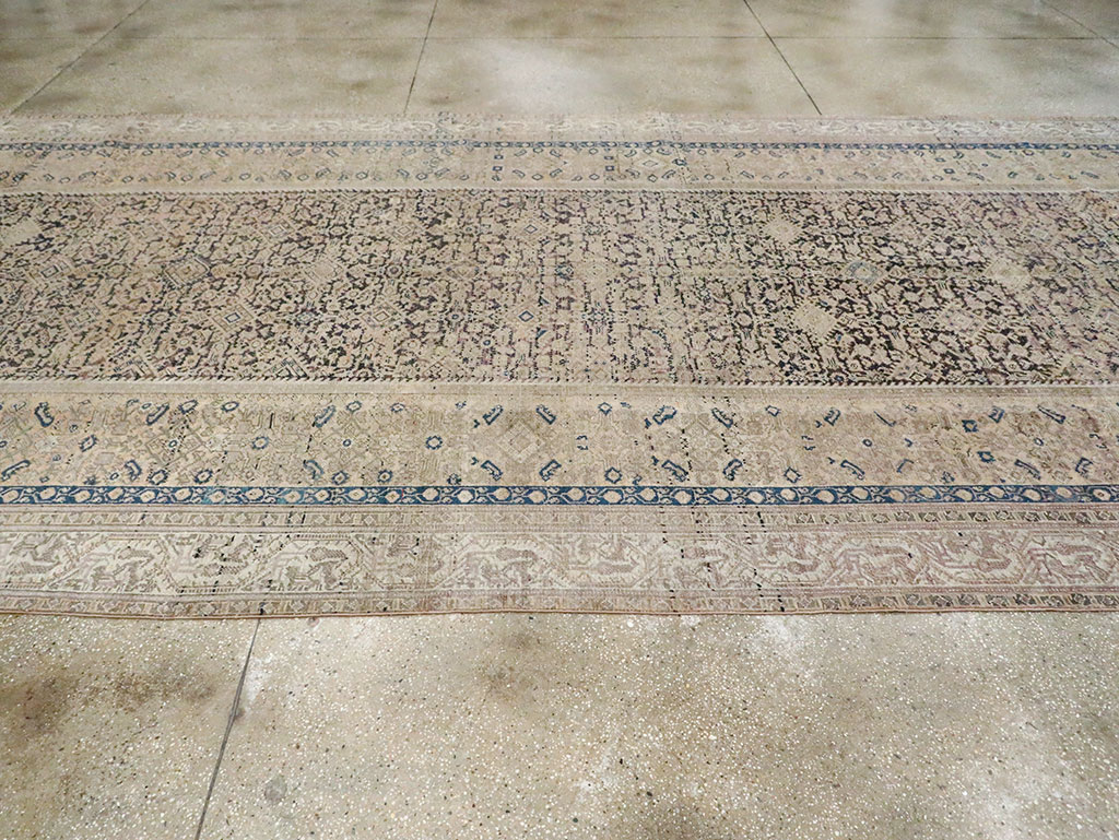 Antique Persian Malayer Gallery Carpet, No.11685 - Galerie Shabab