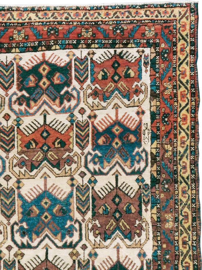 Antique Persian Afshar Rug, No.11750 - Galerie Shabab