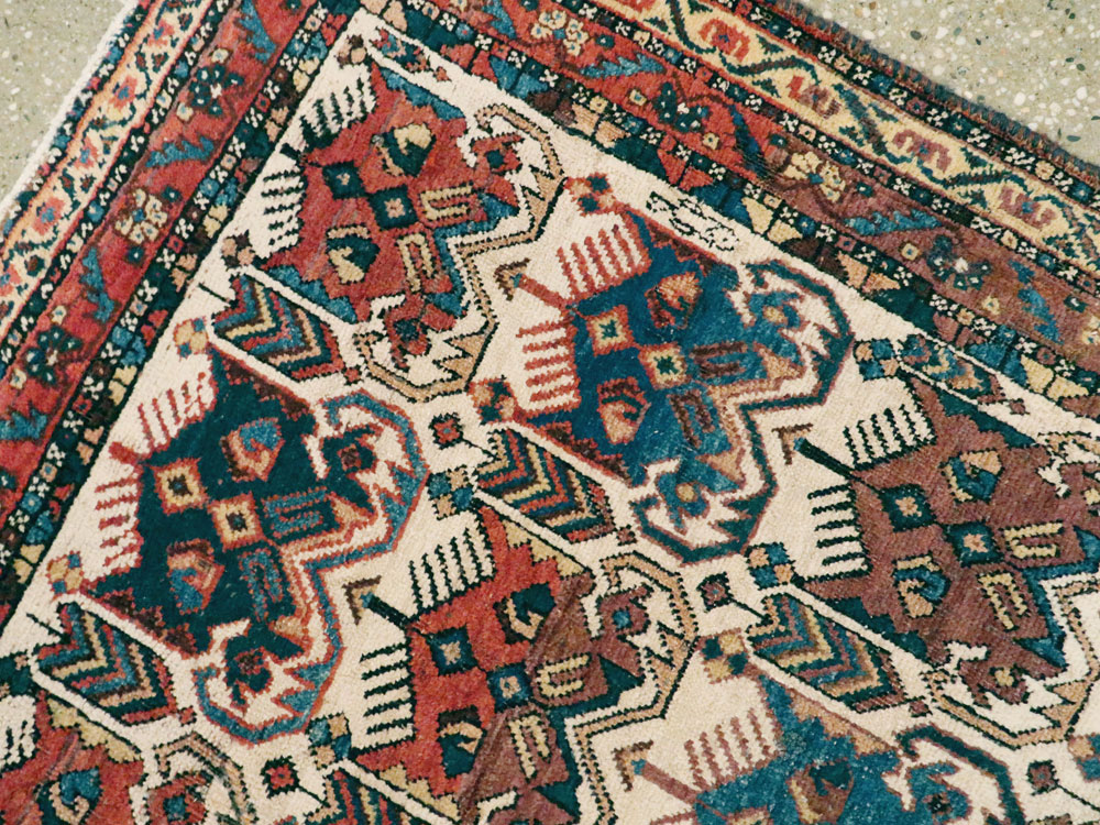 Antique Persian Afshar Rug, No.11750 - Galerie Shabab