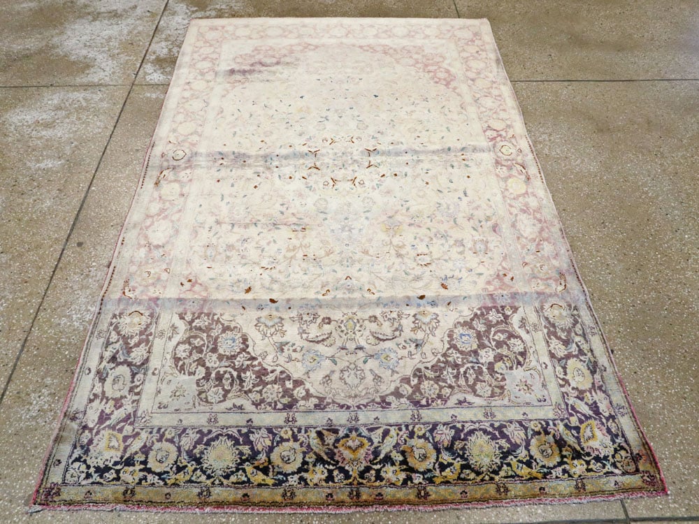 Antique Persian Kashan Silk Carpet, No.11755 - Galerie Shabab