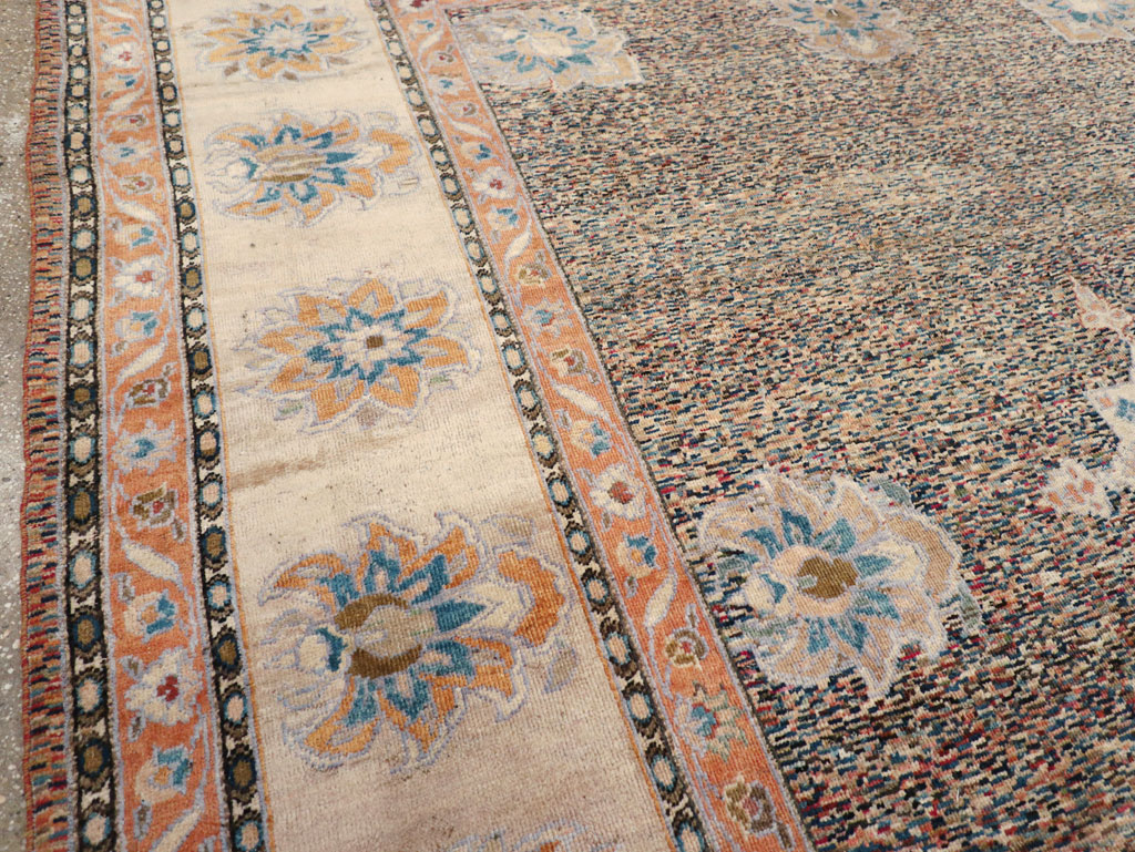Vintage Persian Mahal Room Size Carpet, No.11759 - Galerie Shabab