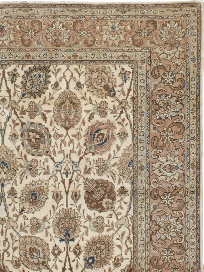 Vintage Persian Tabriz Carpet, No.11792 - Galerie Shabab