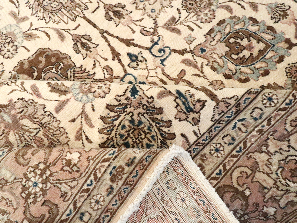 Vintage Persian Tabriz Carpet, No.11792 - Galerie Shabab