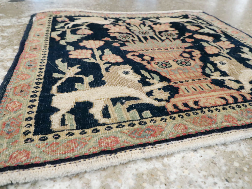 Antique Persian Fereghan Rug, No.11833 - Galerie Shabab