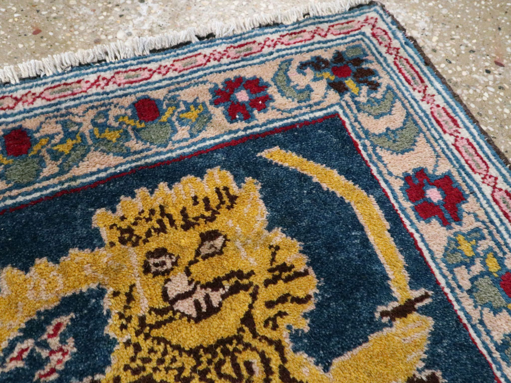 Vintage Persian Hamadan Pictorial Rug, No.11843 - Galerie Shabab