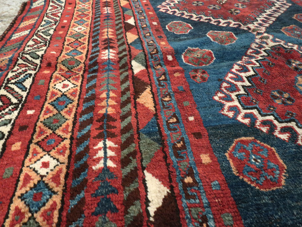 Antique Persian Shiraz Khamseh Rug, No.11896 - Galerie Shabab