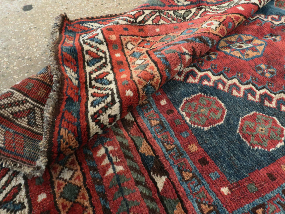 Antique Persian Shiraz Khamseh Rug, No.11896 - Galerie Shabab