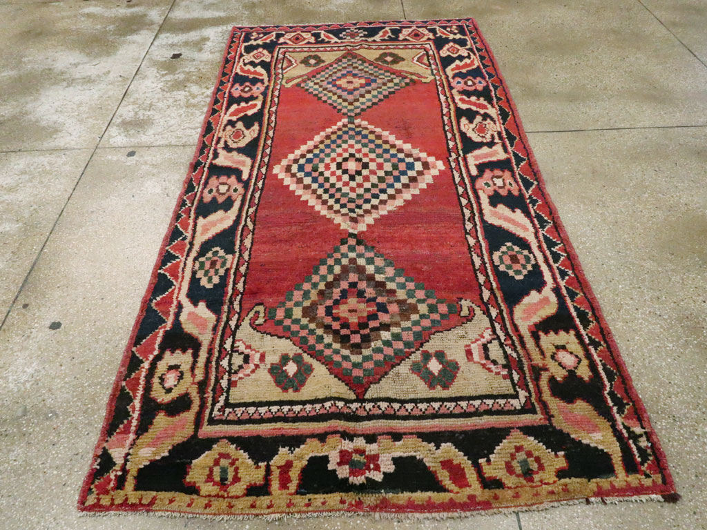 Antique Persian Gabbeh Rug, No.11913 - Galerie Shabab
