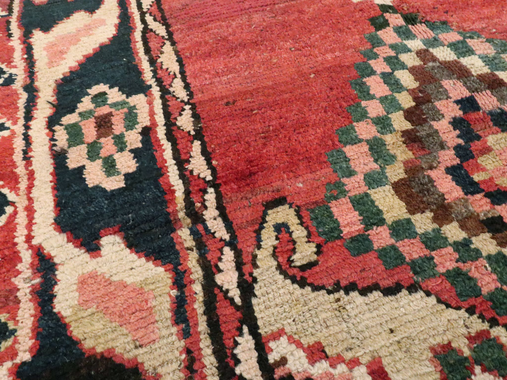 Antique Persian Gabbeh Rug, No.11913 - Galerie Shabab