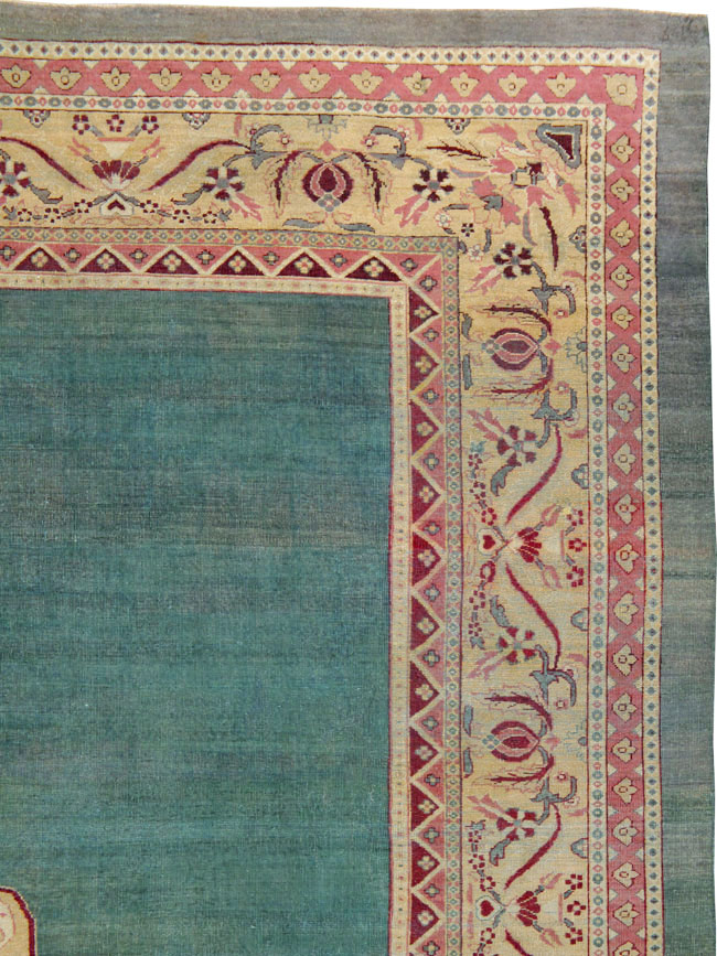 Antique Indian Agra Carpet, No.11923 - Galerie Shabab