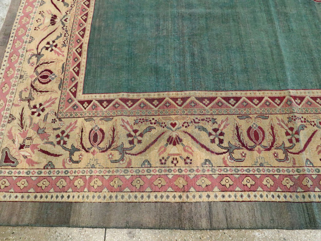 Antique Indian Agra Carpet, No.11923 - Galerie Shabab