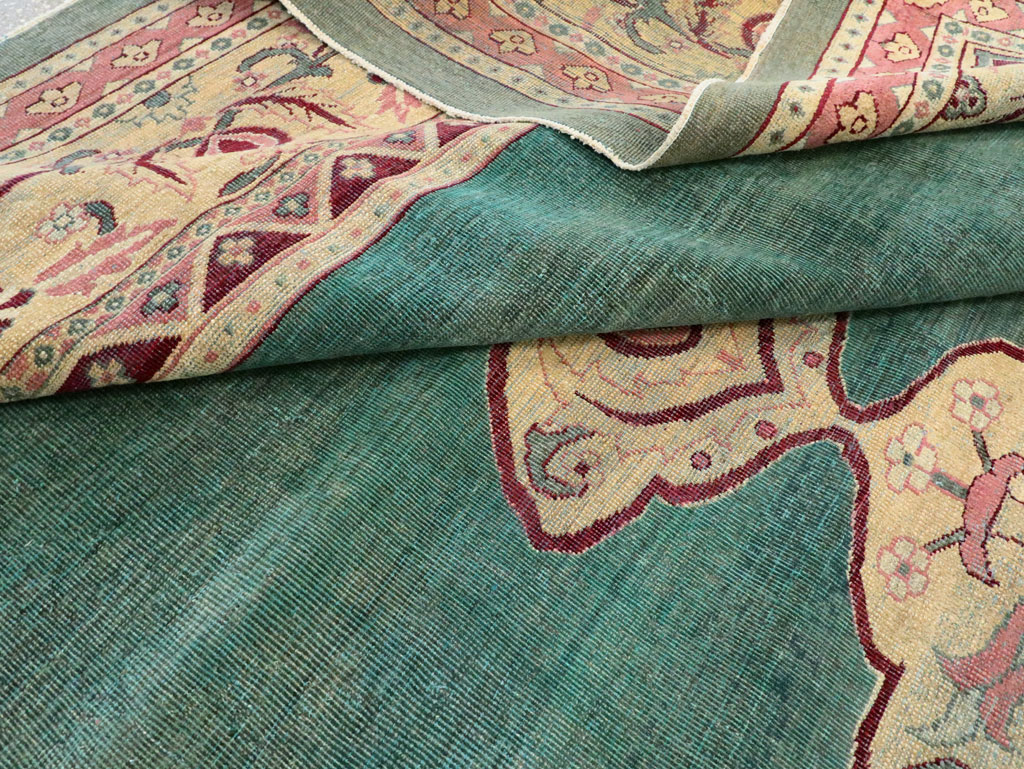 Antique Indian Agra Carpet, No.11923 - Galerie Shabab