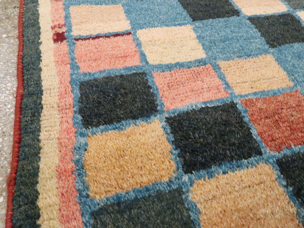 Antique Gabbeh Rug, No.11949 - Galerie Shabab