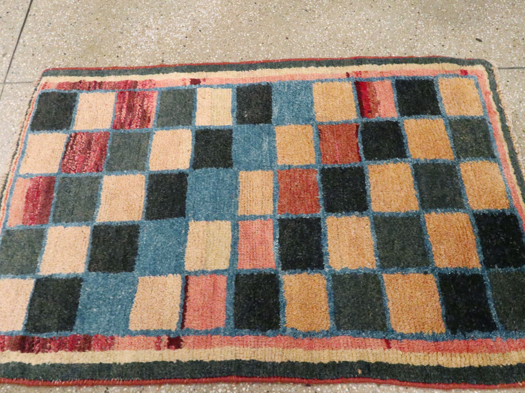 Antique Gabbeh Rug, No.11949 - Galerie Shabab