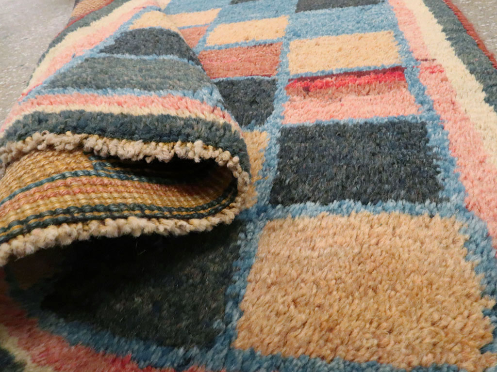 Antique Gabbeh Rug, No.11949 - Galerie Shabab