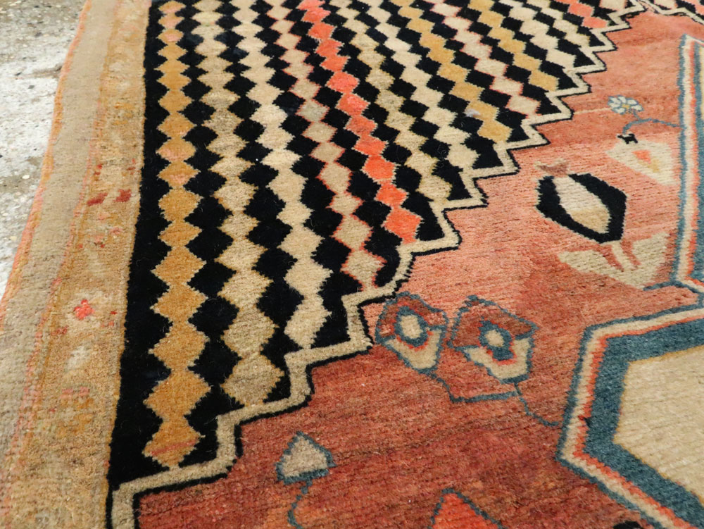 Antique Persian Fereghan Rug, No.11960 - Galerie Shabab