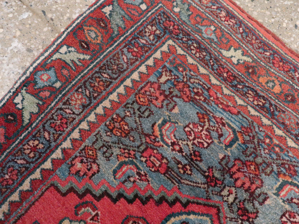 Antique Persian Bidjar Throw Rug, No.11980 - Galerie Shabab