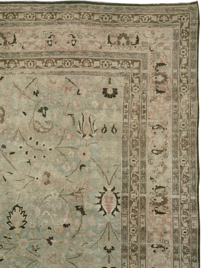 Antique Persian Mashad Carpet, No.11992 - Galerie Shabab