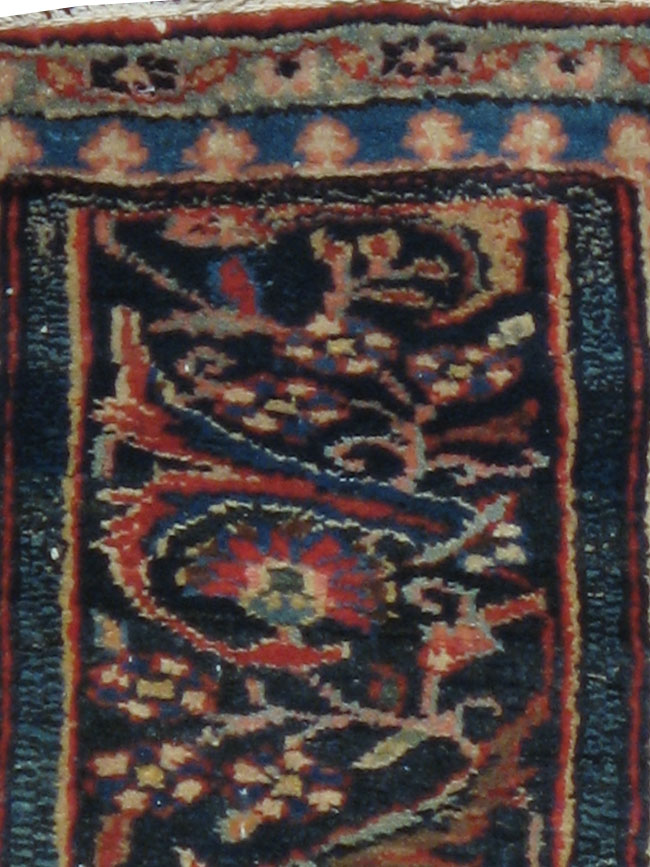 Antique Persian Bidjar Throw Rug, No.11999 - Galerie Shabab