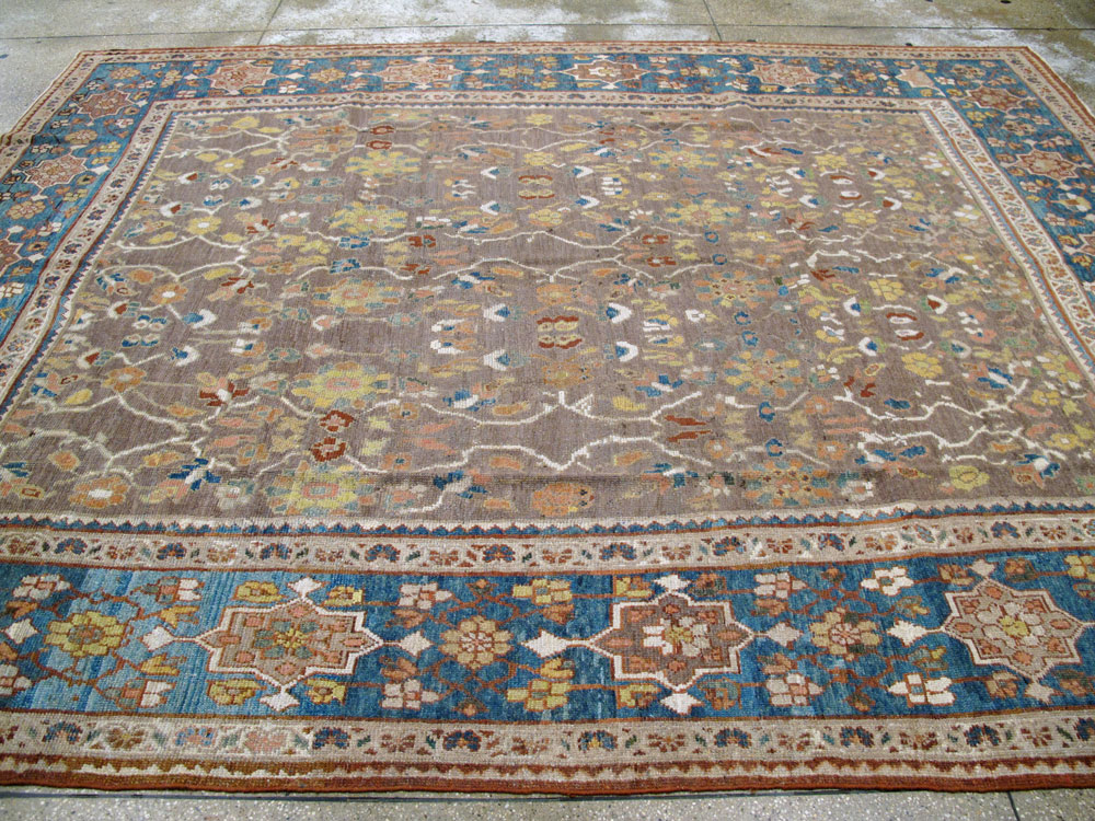 Antique Persian Mahal Carpet, No.12008 - Galerie Shabab