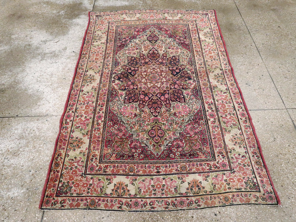 Antique Persian Lavar Kerman Rug, No.12057 - Galerie Shabab