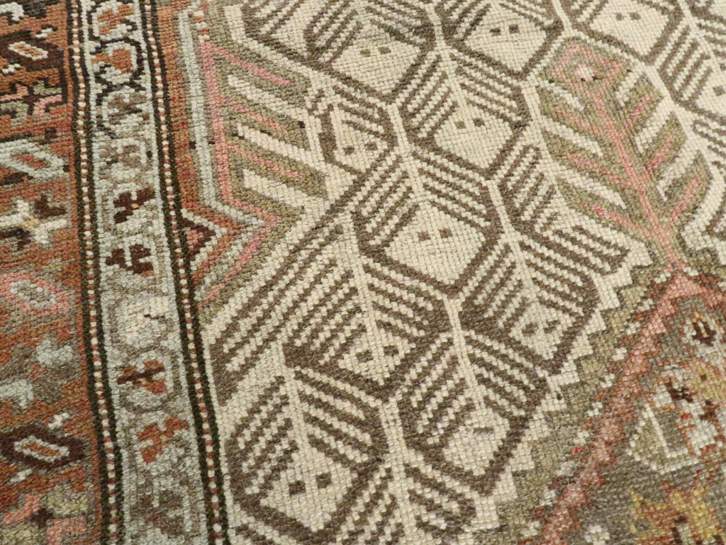 Antique Persian Malayer Rug, No.12061 - Galerie Shabab