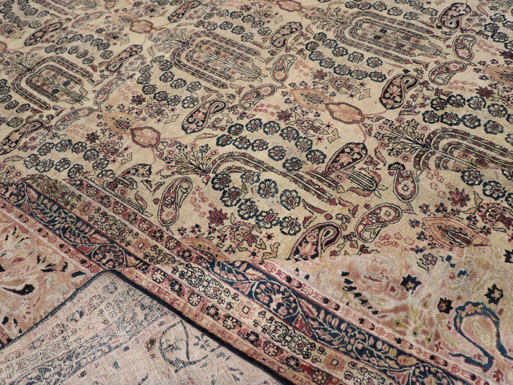 Antique Persian Lavar Kerman Oversize Carpet, No.12063 - Galerie Shabab