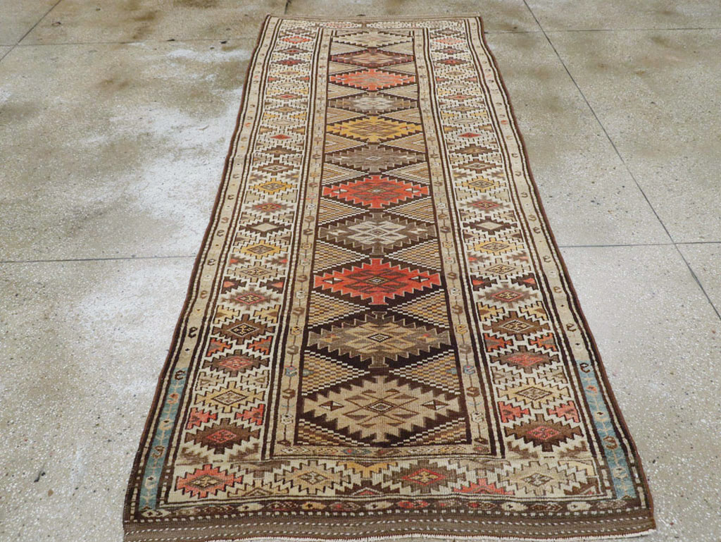 Antique Persian Kurdish Rug, No.12155 - Galerie Shabab