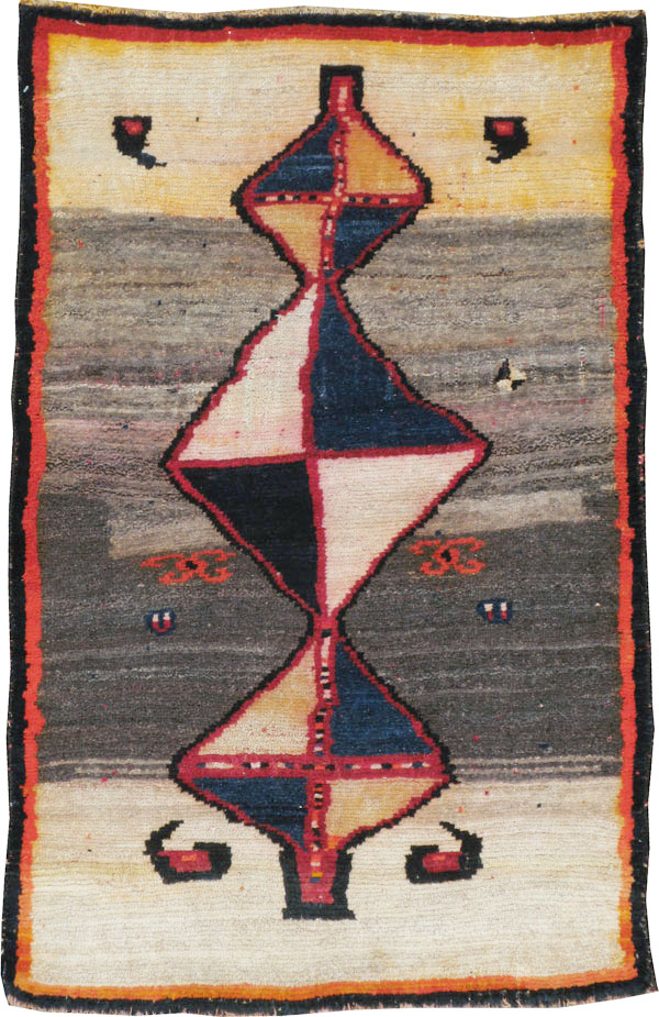 Antique Gabbeh Rug, No.12182 - Galerie Shabab