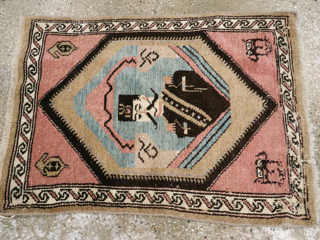 Antique Hamadan Pictorial Rug (Pair: 2 of 2), No.12189 - Galerie Shabab