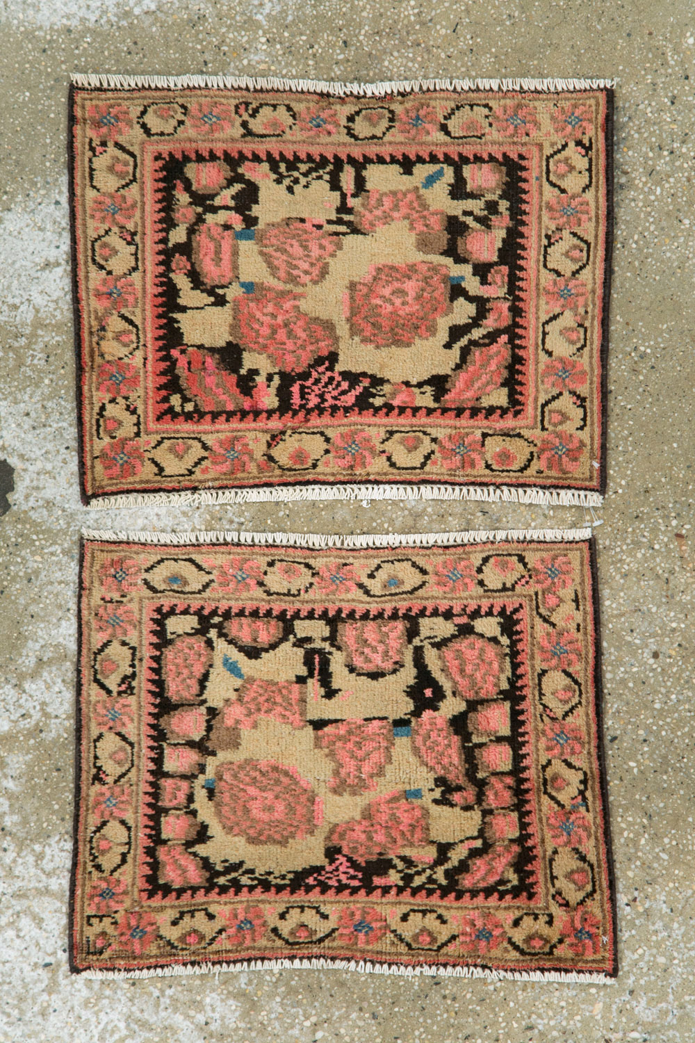 Antique Caucasian Karabagh Rug (Pair: 2 of 2), No.12194 - Galerie Shabab