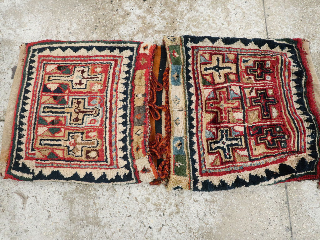 Antique Persian Saddlebags Rug, No.12198 - Galerie Shabab