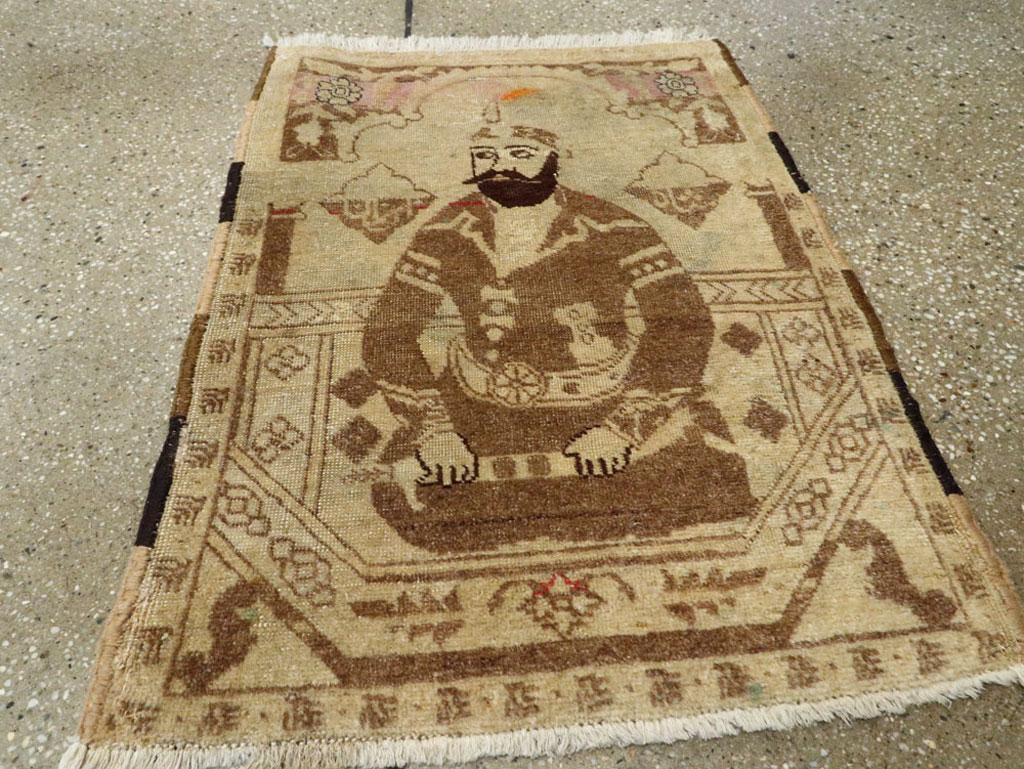 Antique Persian Tabriz Pictorial Rug, No.12204 - Galerie Shabab