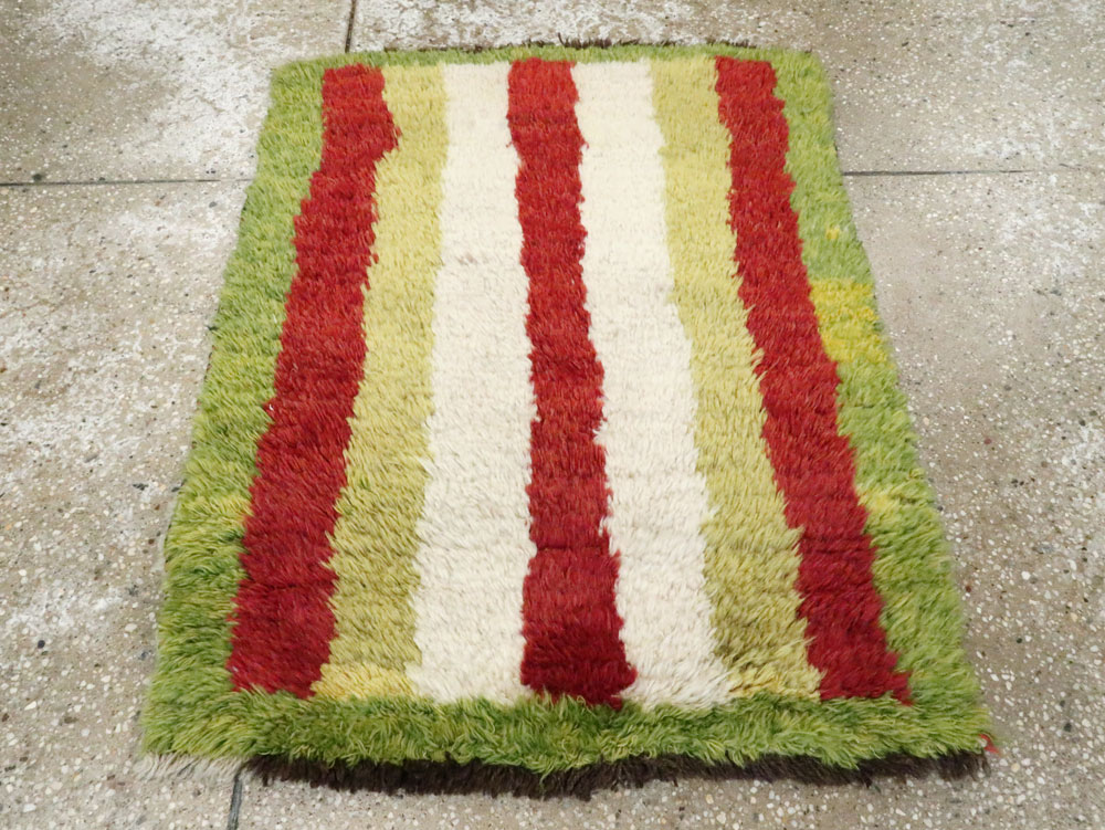 Vintage Persian Gabbeh Rug, No.12211 - Galerie Shabab