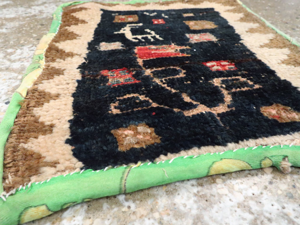 Vintage Persian Gabbeh Rug, No.12220 - Galerie Shabab