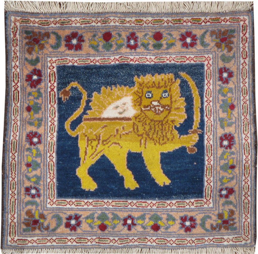 Vintage Persian Hamadan Pictorial Rug, No.12222 - Galerie Shabab