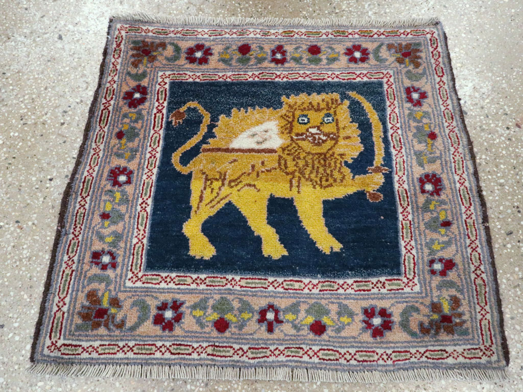 Vintage Persian Hamadan Pictorial Rug, No.12222 - Galerie Shabab