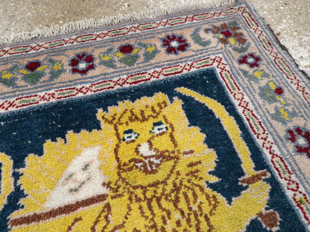 Vintage Persian Hamadan Pictorial Rug, No.12223 - Galerie Shabab