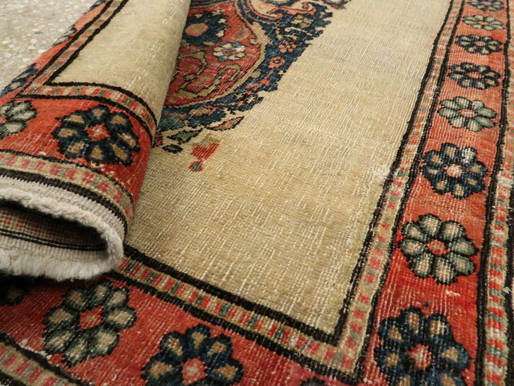 Antique Persian Fereghan Rug, No.12226 - Galerie Shabab
