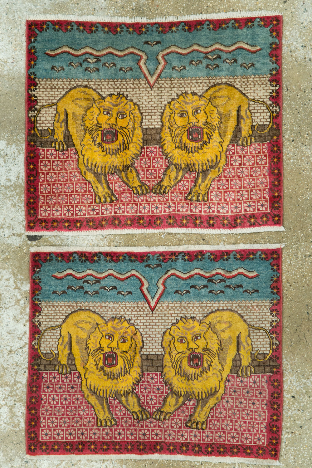 Vintage Persian Pictorial Tabriz Throw Rug (Pair: 2 of 2), No.12228 - Galerie Shabab