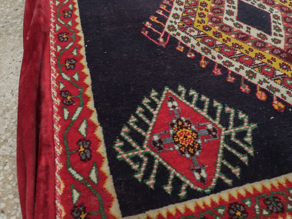 Vintage Persian Qashqai Saddlebag (Khorjin), No.12232 - Galerie Shabab