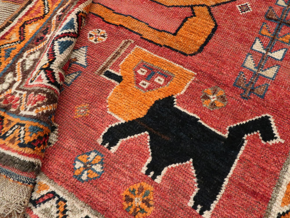Antique Persian Gabbeh Pictorial Accent Rug, No.12235 - Galerie Shabab