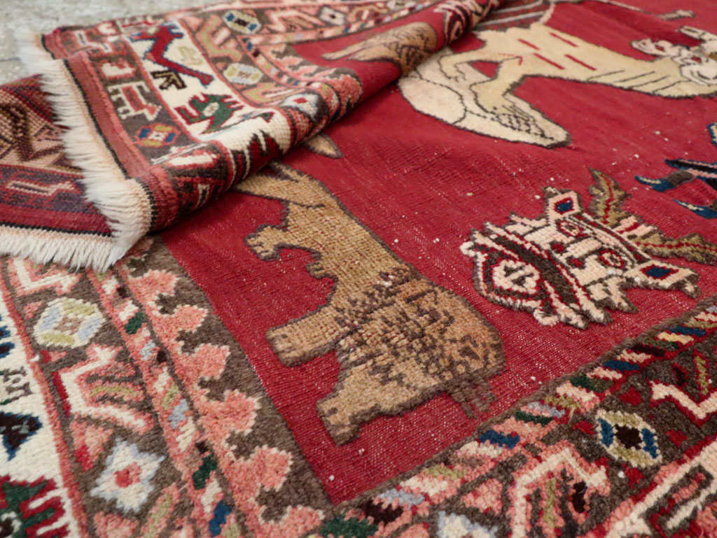 Vintage Persian Shiraz Pictorial Rug, No.12237 - Galerie Shabab