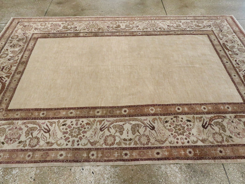 Antique Indian Agra Rug, No.12265 - Galerie Shabab